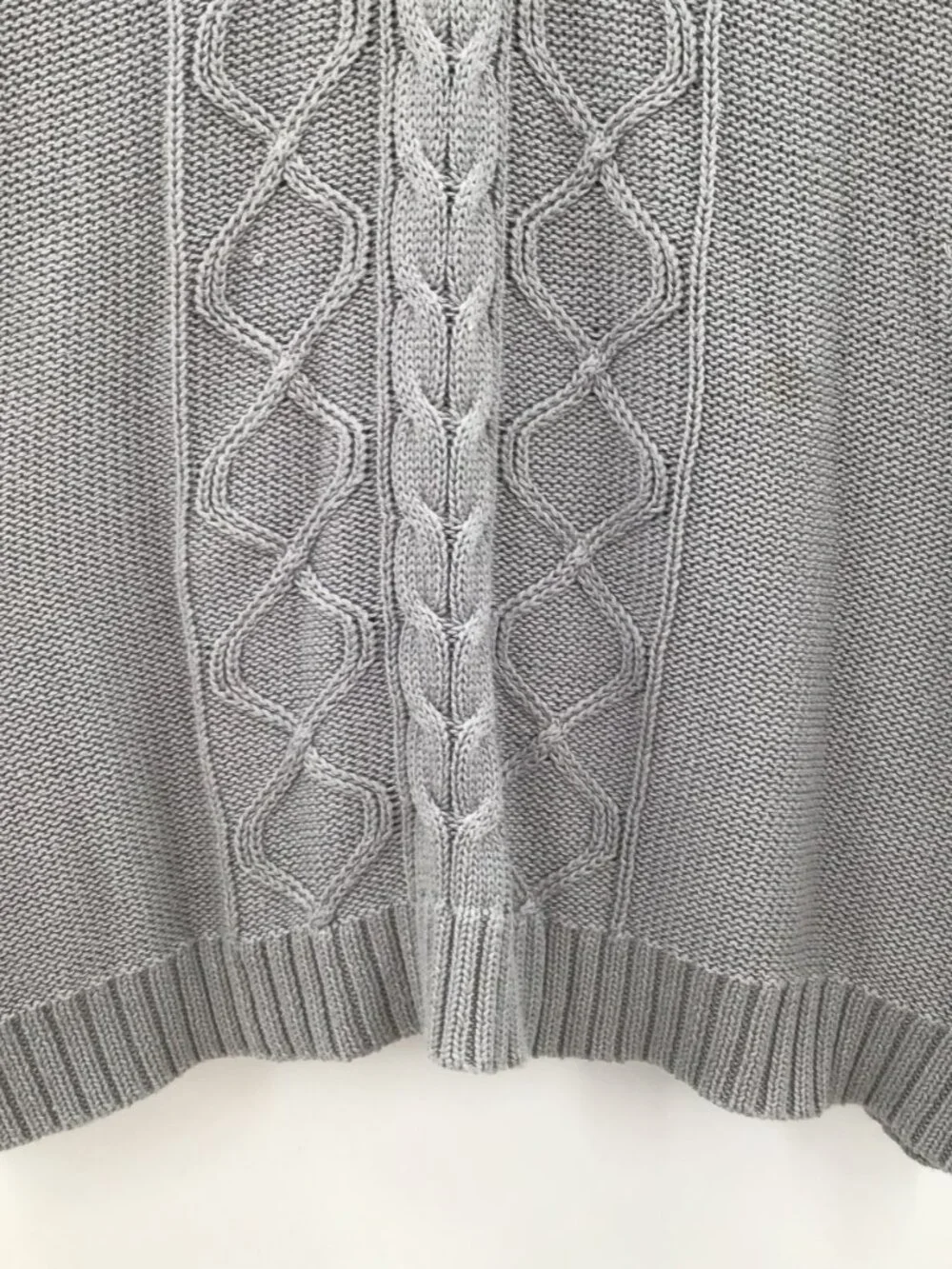 2 V-Neck 3X Tunic Length Sweaters 26/28 Red Gray Cardigan Lagenlook Office Layer - Picture 6 of 13
